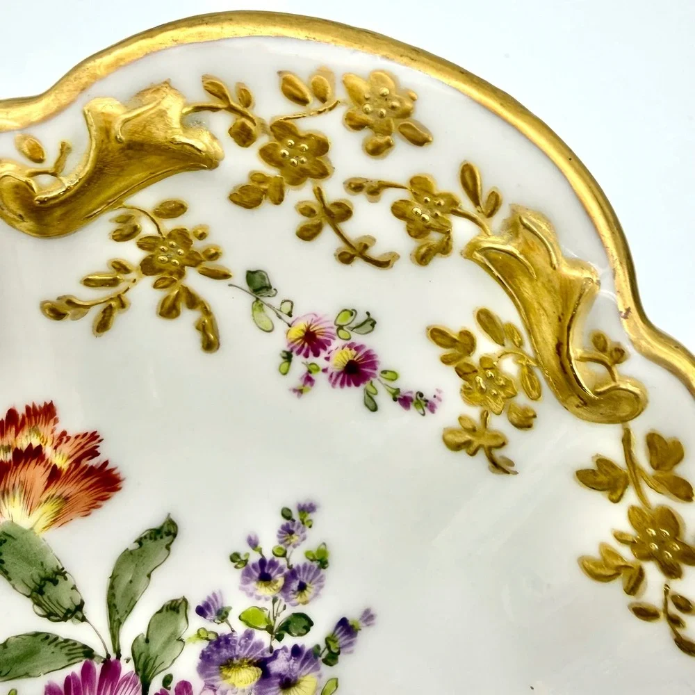 Centerpiece Footed Bowl Porcelain Rococo Gold Gilt Hand Painted Floral 9.5